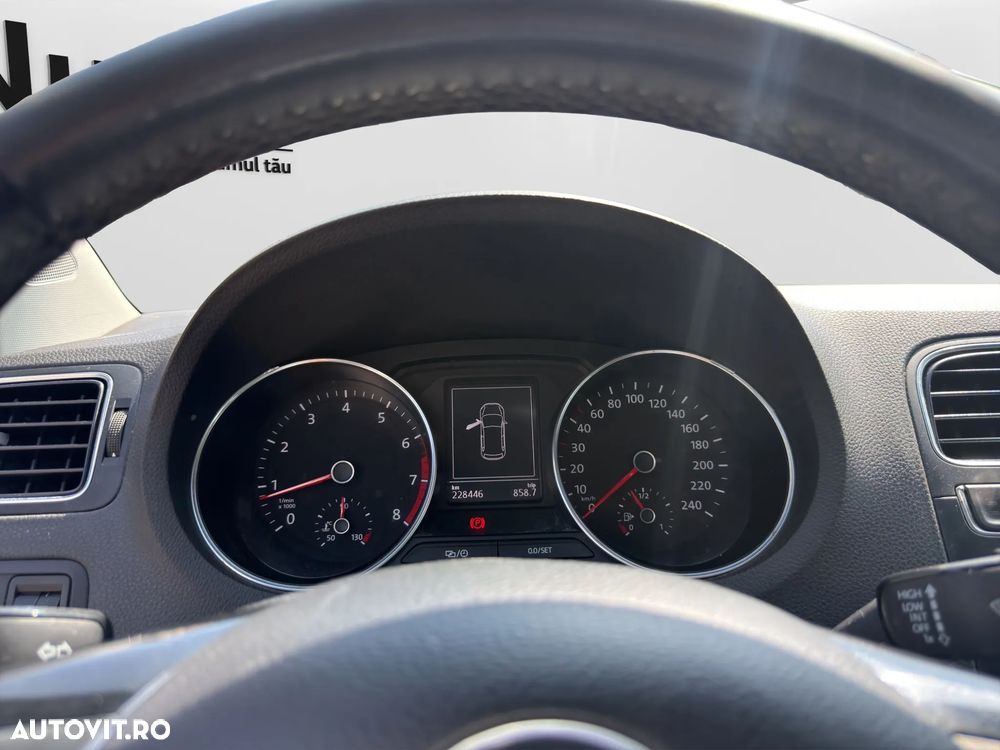 Volkswagen Polo 1.2 TSI Highline - 11