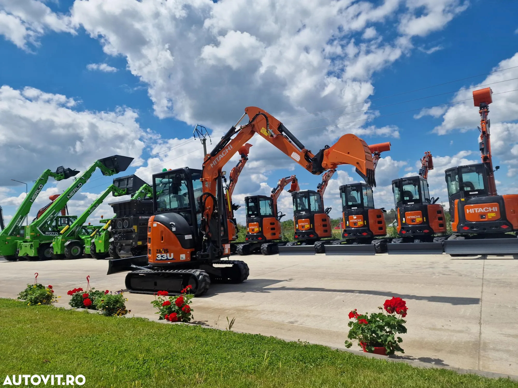 Hitachi ZX33, 3,7 tone, 2023/05, 1.163h, CUPLA RAPIDA+3 CUPE NOI, Senile 80% bune, Instalatia de picon pe brate, Sistem antifurt, Aer conditioinat, adanc sapare 4mc, ridica tevi de 2,5tone, STARE FOARTE BUNA< CA NOU, posibilitate leasing 4 ani-36900 EUR+Tva - 11