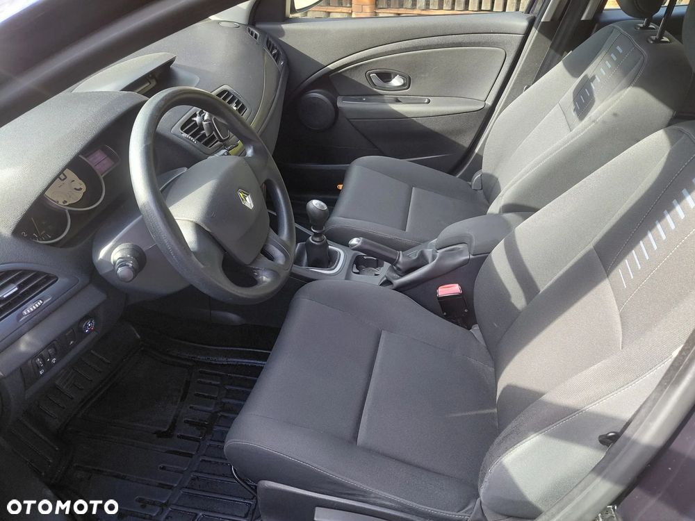 Renault Megane 1.6 16V Dynamique - 9