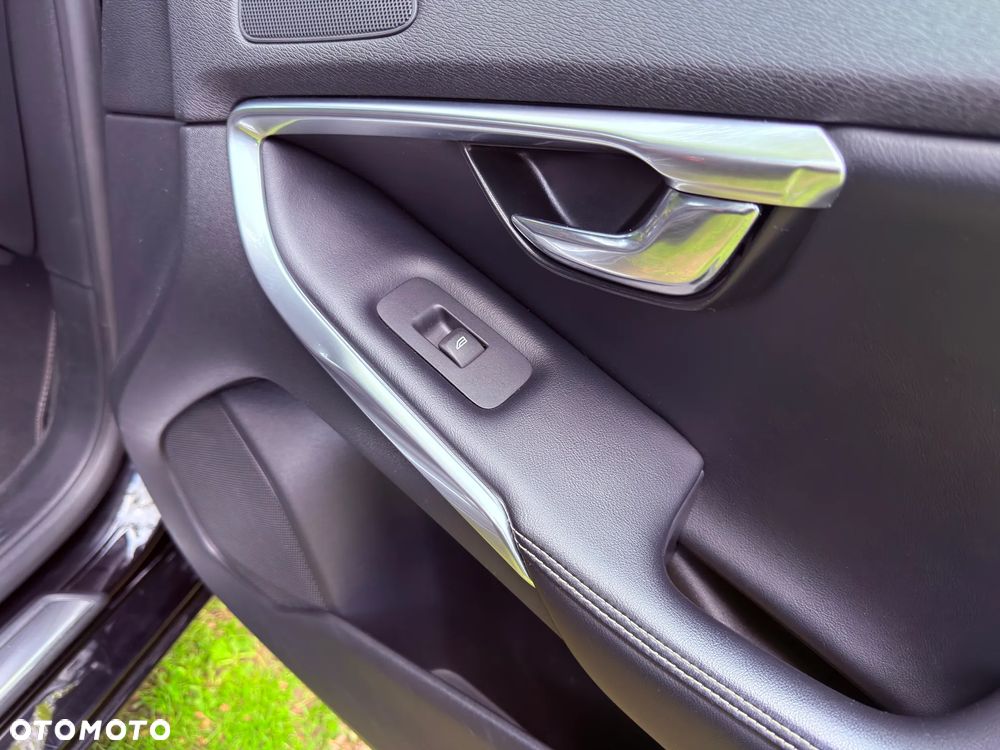 Volvo V40 D3 RDesign - 8