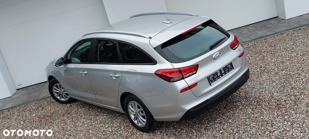 Hyundai i30 1.0 T-GDI Family - 35