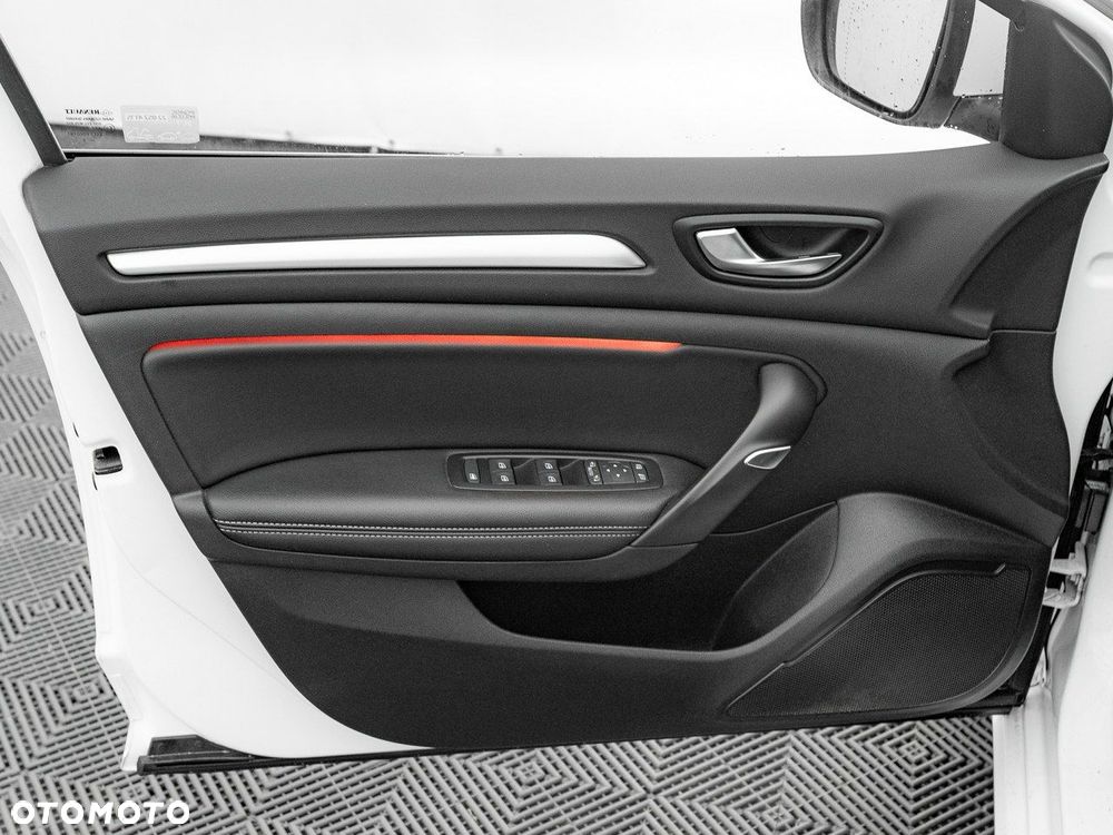 Renault Megane 1.5 Blue dCi Intens EDC - 10