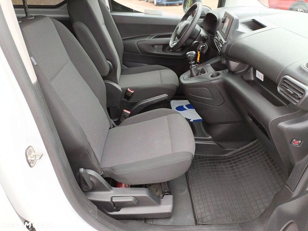 Toyota PROACE CITY - 13