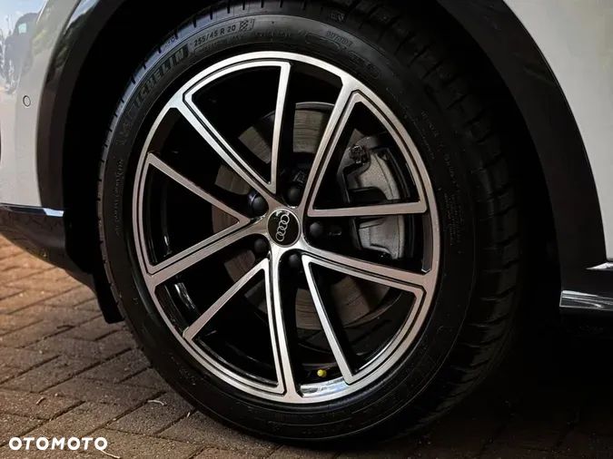 Audi Q5 Sportback - 5