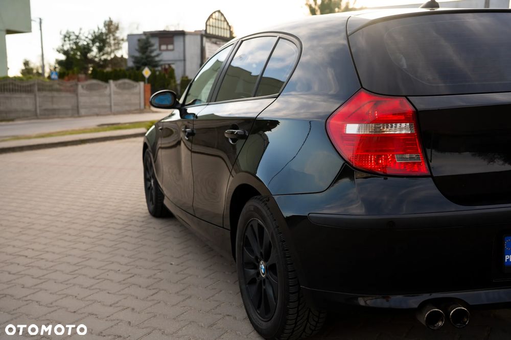 BMW Seria 1 118d DPF - 6