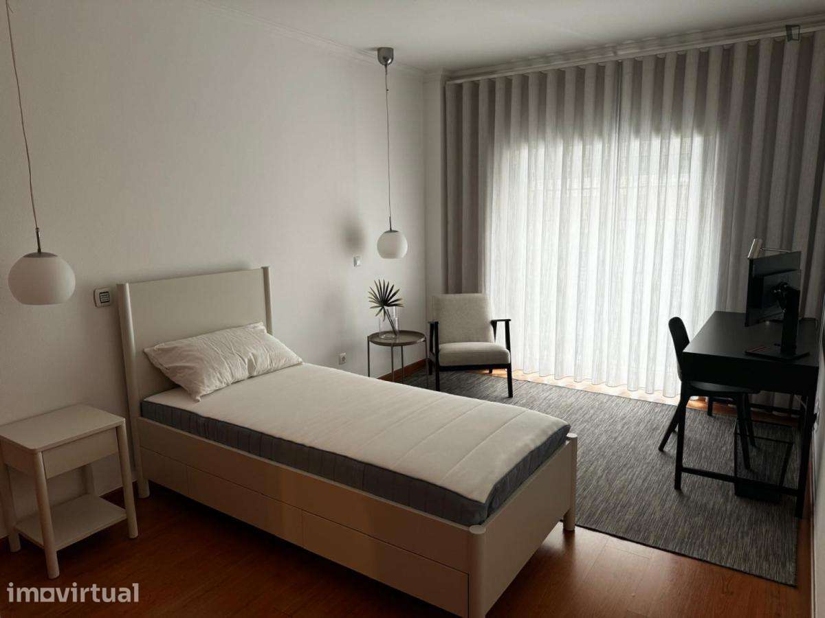 Quarto - localizado em Lisbon - Grande imagem: 3/12