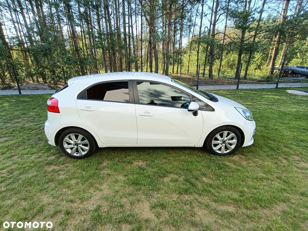 Kia Rio - 3
