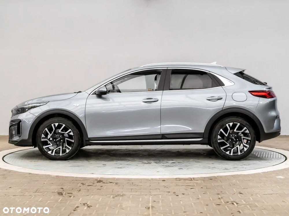 Kia XCeed 1.5 T-GDI M - 2