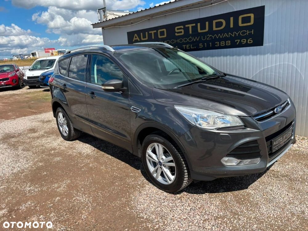 Ford Kuga 1.5 EcoBoost 2x4 Titanium - 2