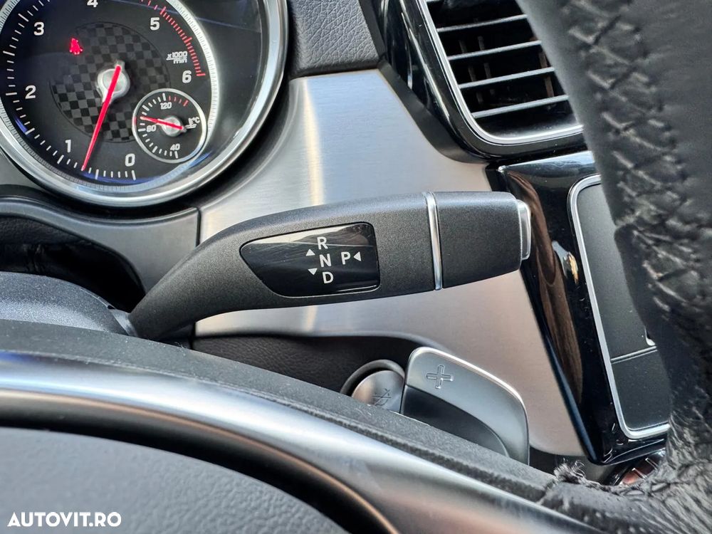 Mercedes-Benz GLE 350 d 4MATIC - 36