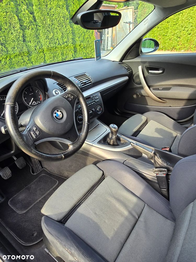 BMW Seria 1 120d - 9