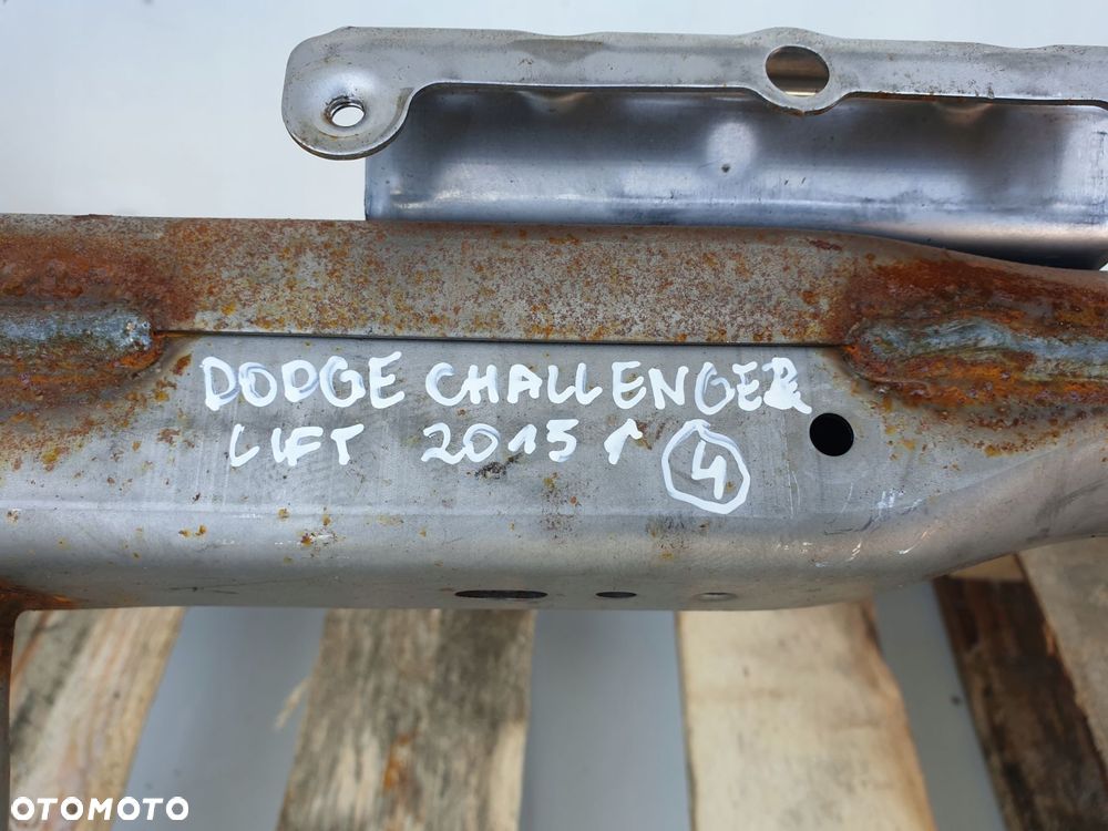 Dodge Challenger STELAŻ DESKI ROZDZIELCZEJ KONSOLI - 9