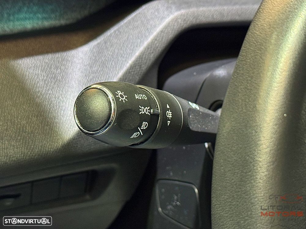 Peugeot 308 SW 1.2 PureTech Allure Pack EAT8 - 24