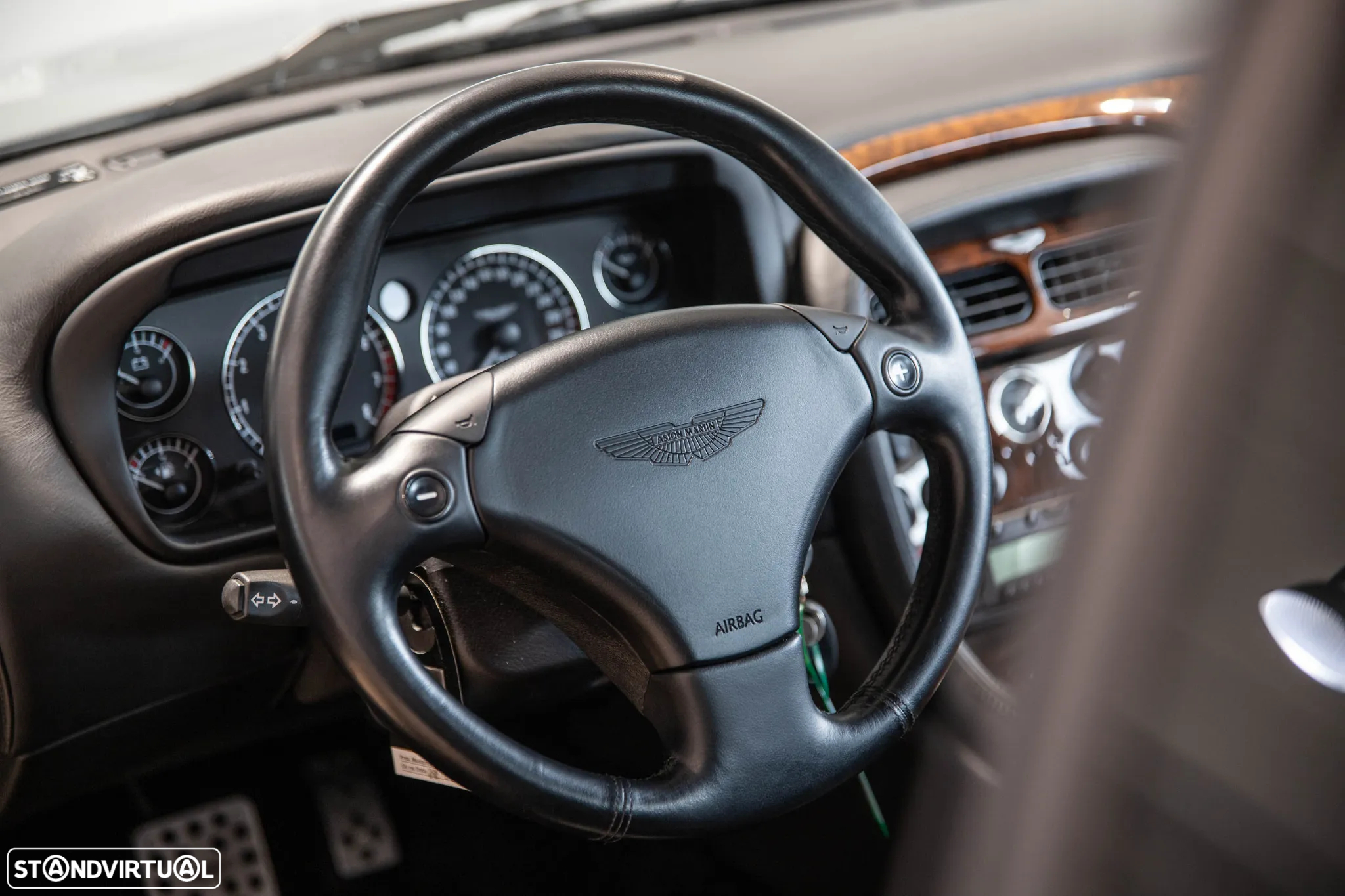 Aston Martin DB7 Vantage Coupé - 21