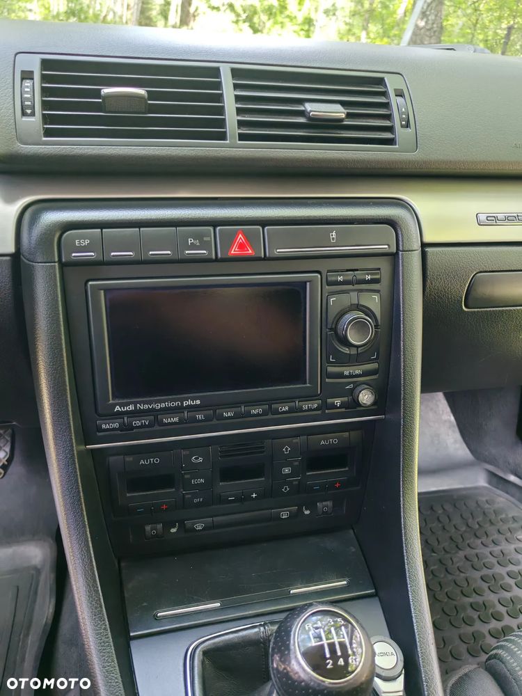 Audi A4 Avant 1.8 T quattro - 19