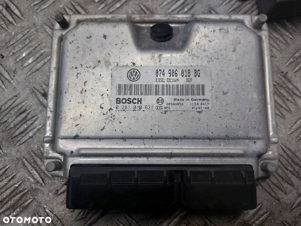 ZESTAW STARTOWY VW TRANSPORTER T4 LIFT 2.5 TDI 074906018BG - 2