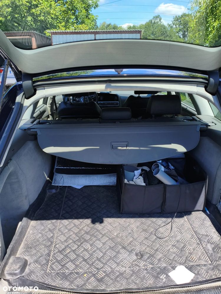 Audi A6 Avant 2.4 - 15