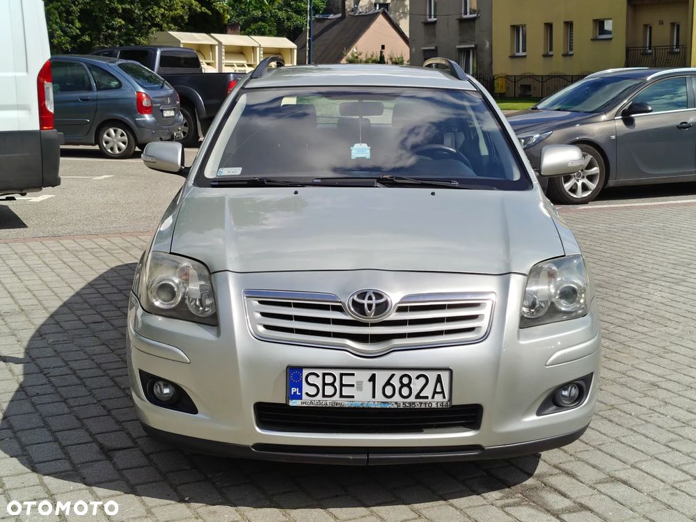 Toyota Avensis 2.0 D-4D Premium - 16