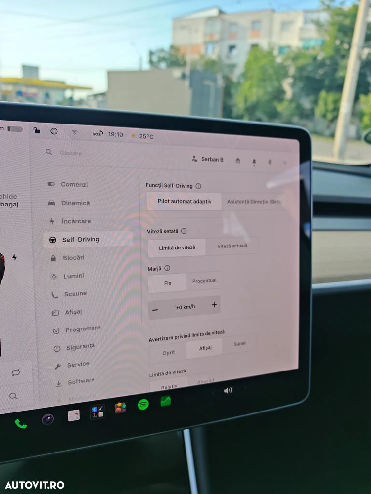 Tesla Model 3 - 20
