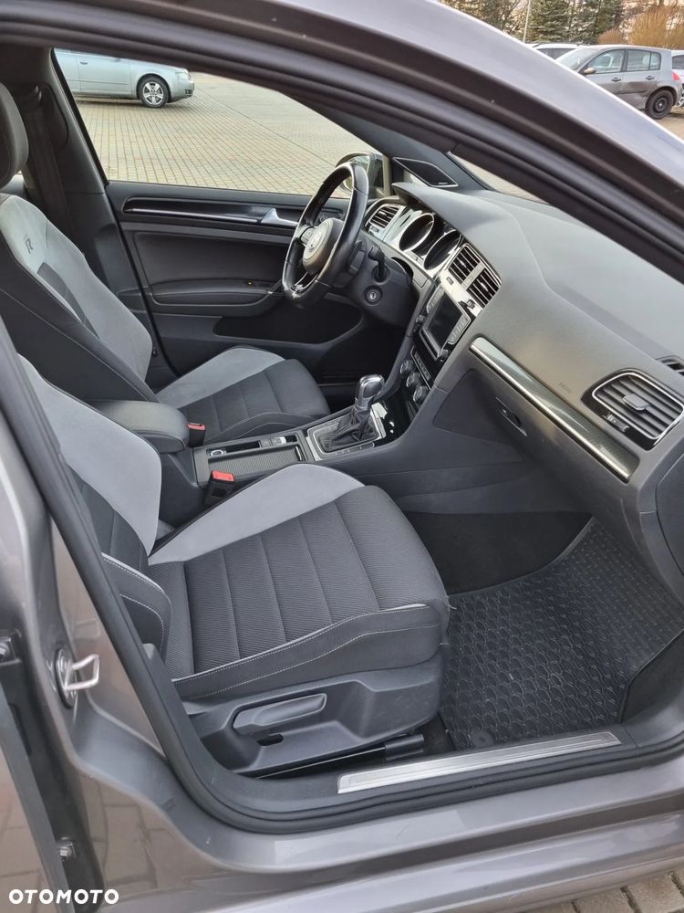 Volkswagen Golf R 4Motion BlueMotion Technology DSG - 16