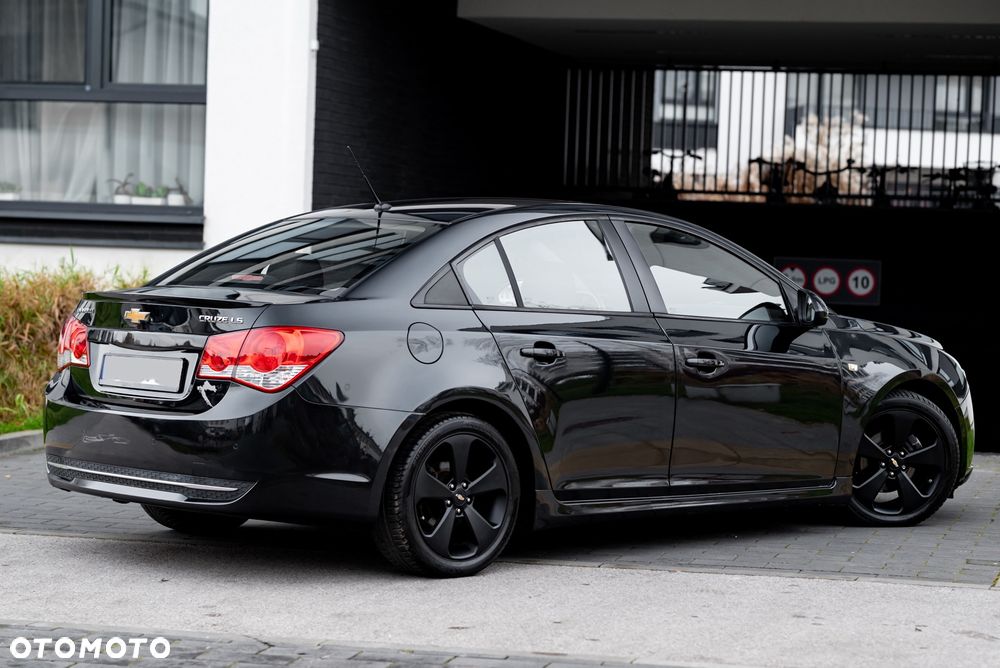 Chevrolet Cruze 1.8 LT - 14