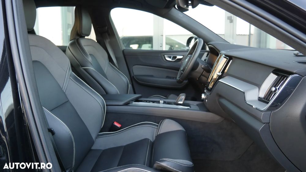 Volvo XC 60 T6 AWD Recharge Geartronic RDesign - 20