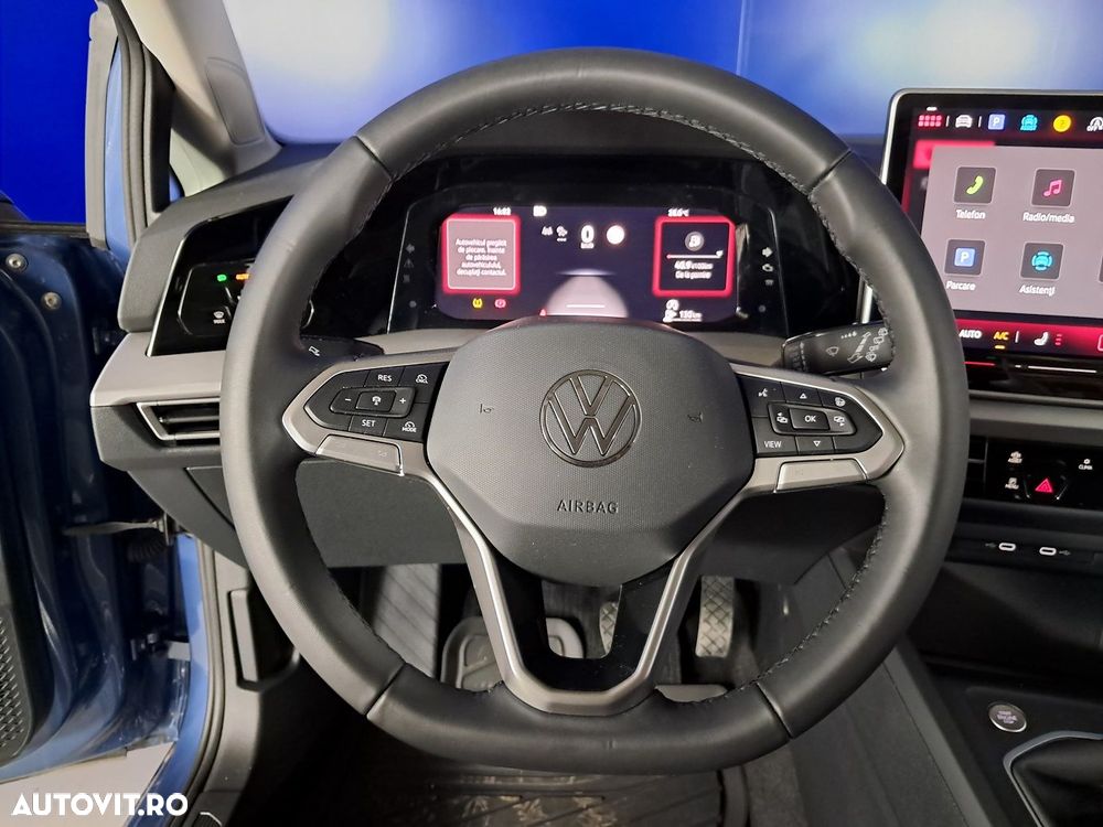 Volkswagen Golf - 11