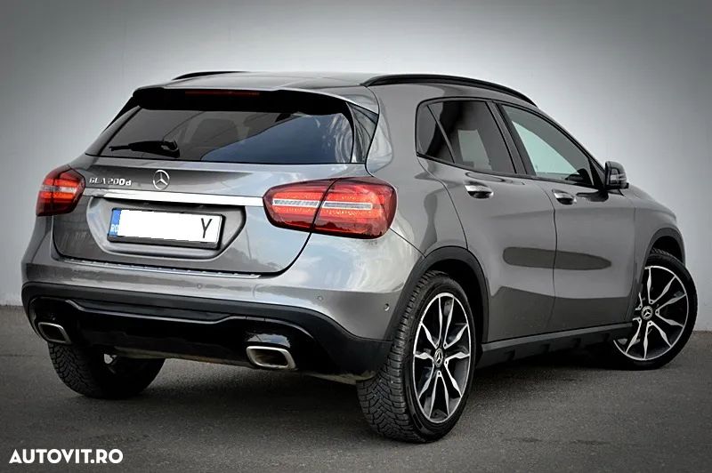 Mercedes-Benz GLA 200 (CDI) d 7G-DCT AMG Line - 10