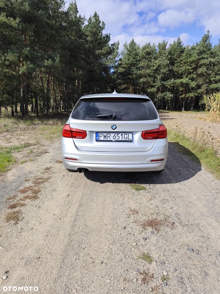 BMW Seria 3 318d - 9