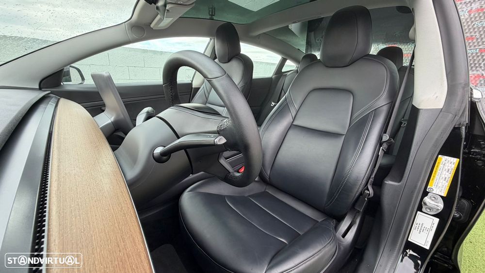 Tesla Model 3 Standard Range Plus RWD - 18