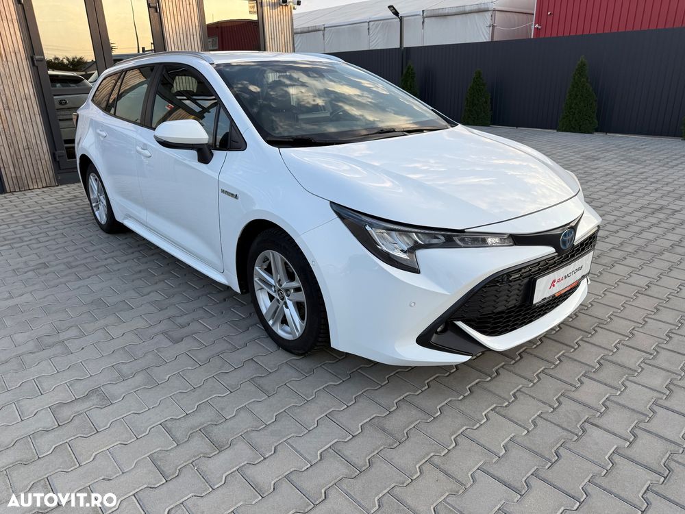 Toyota Corolla 1.8 HSD Exclusive interior Negru - 1