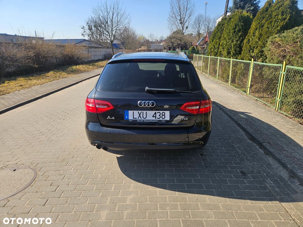 Audi A4 Avant - 4