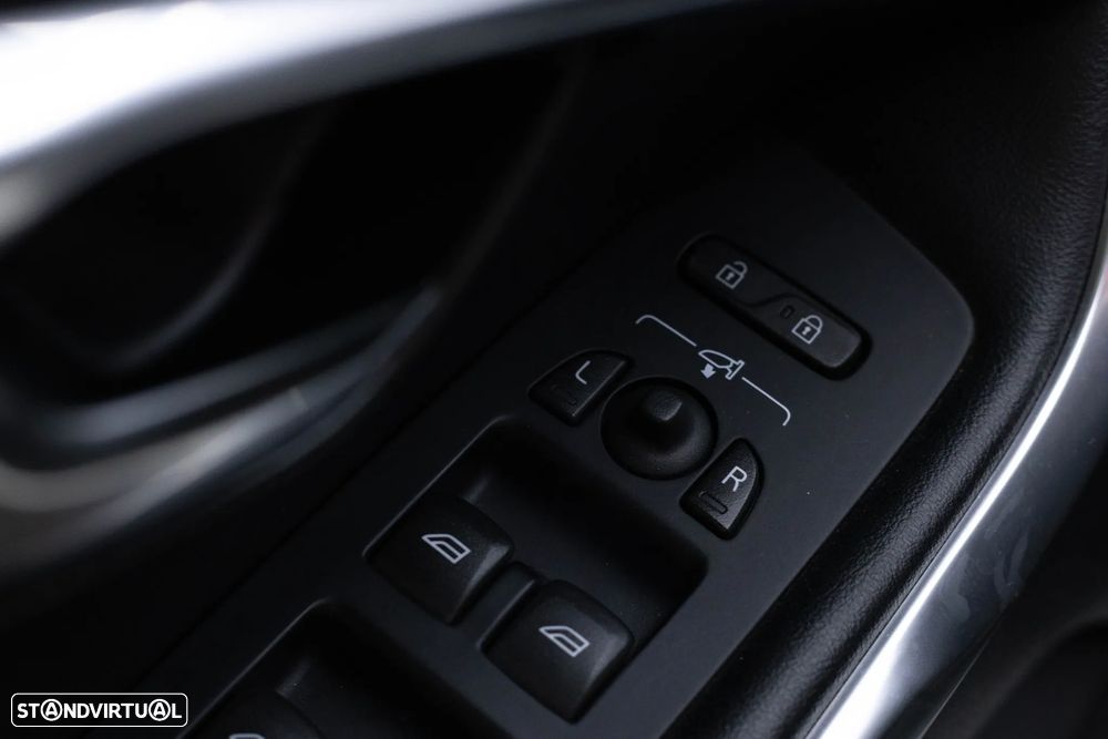Volvo V40 D2 RDesign - 20