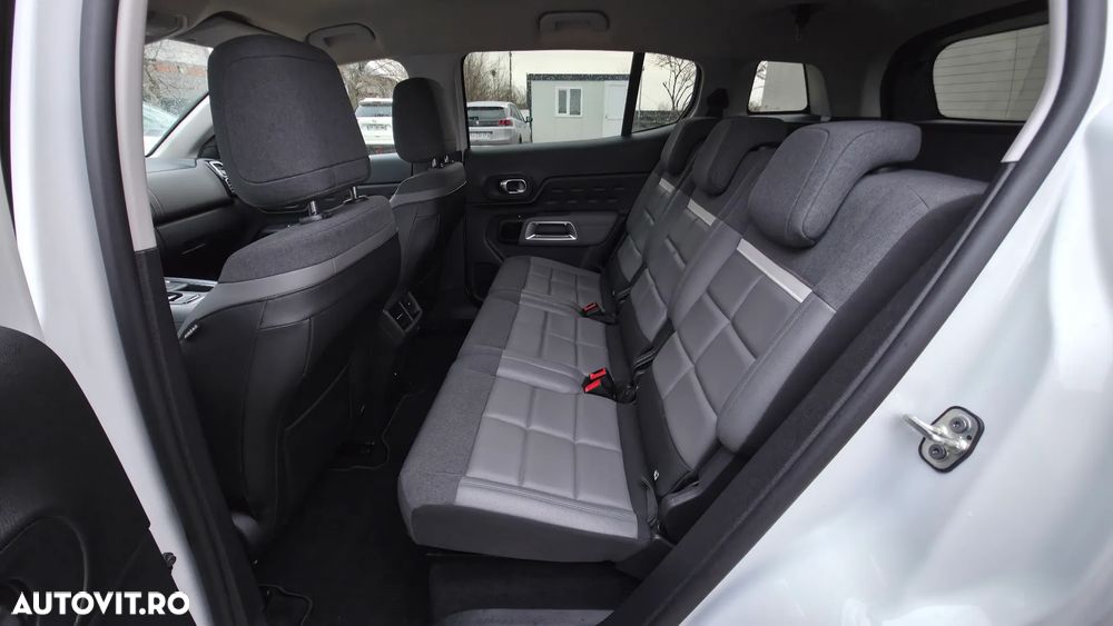 Citroën C5 Aircross 1.6 PHEV FWD 225 EAT8 Shine - 13