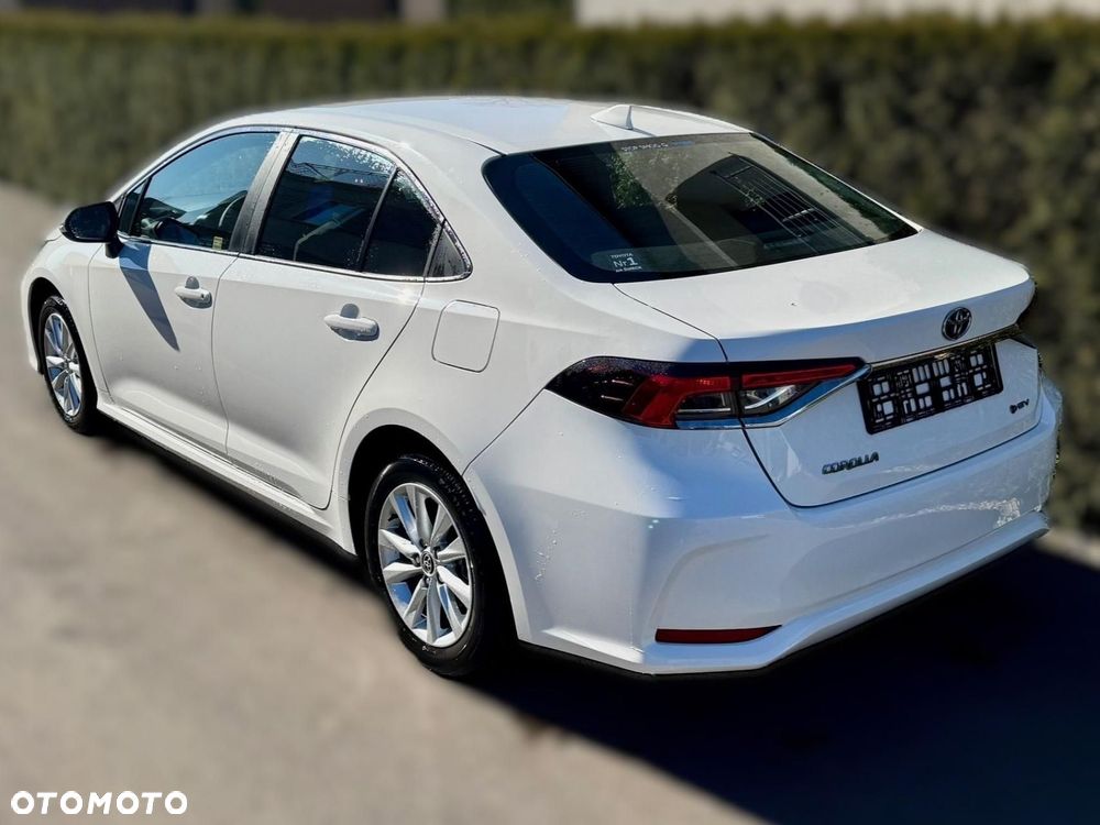 Toyota Corolla - 2