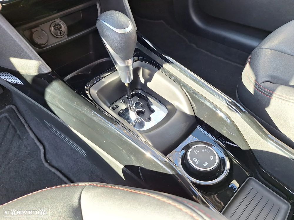 Peugeot 2008 PureTech 110 Stop&Start EAT6 GT-Line Edition - 18