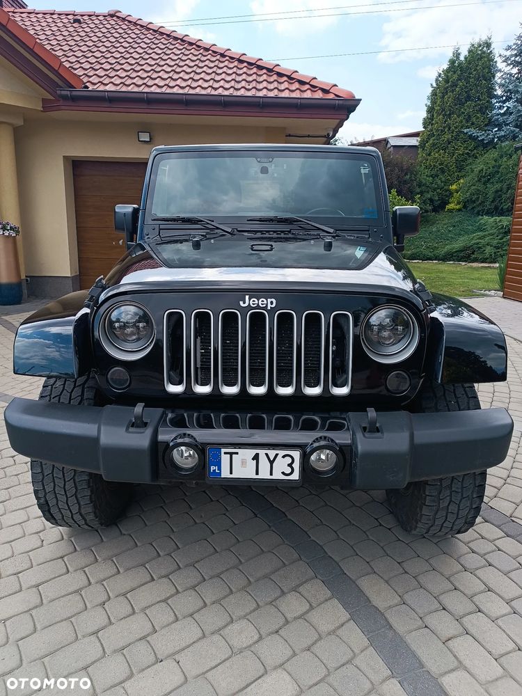 Jeep Wrangler 3.6 Unlim Sahara - 36
