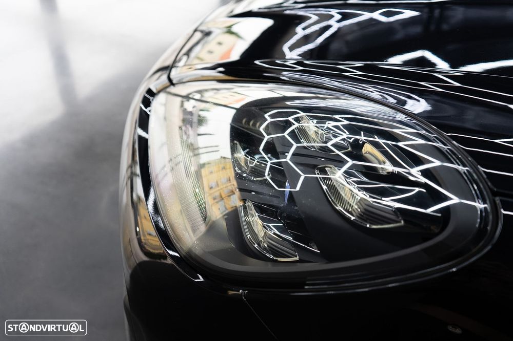 Porsche Cayenne Coupé E-Hybrid - 13