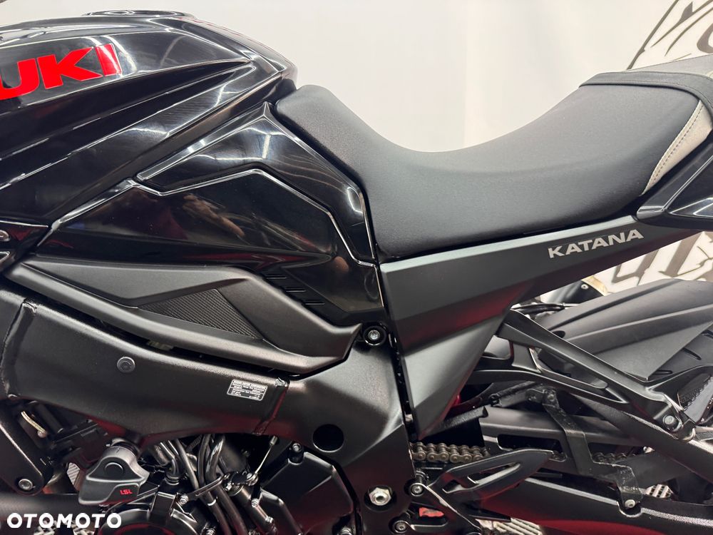 Suzuki GSX - 15