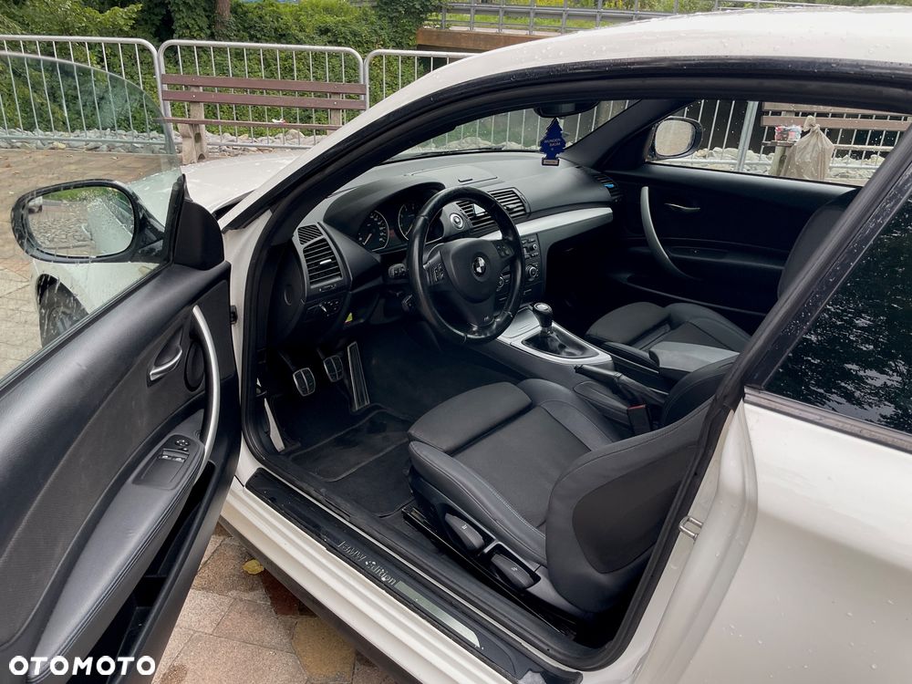 BMW Seria 1 - 12