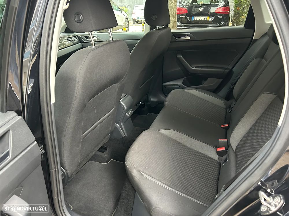 VW Taigo 1.0 TSI Urban DSG - 7