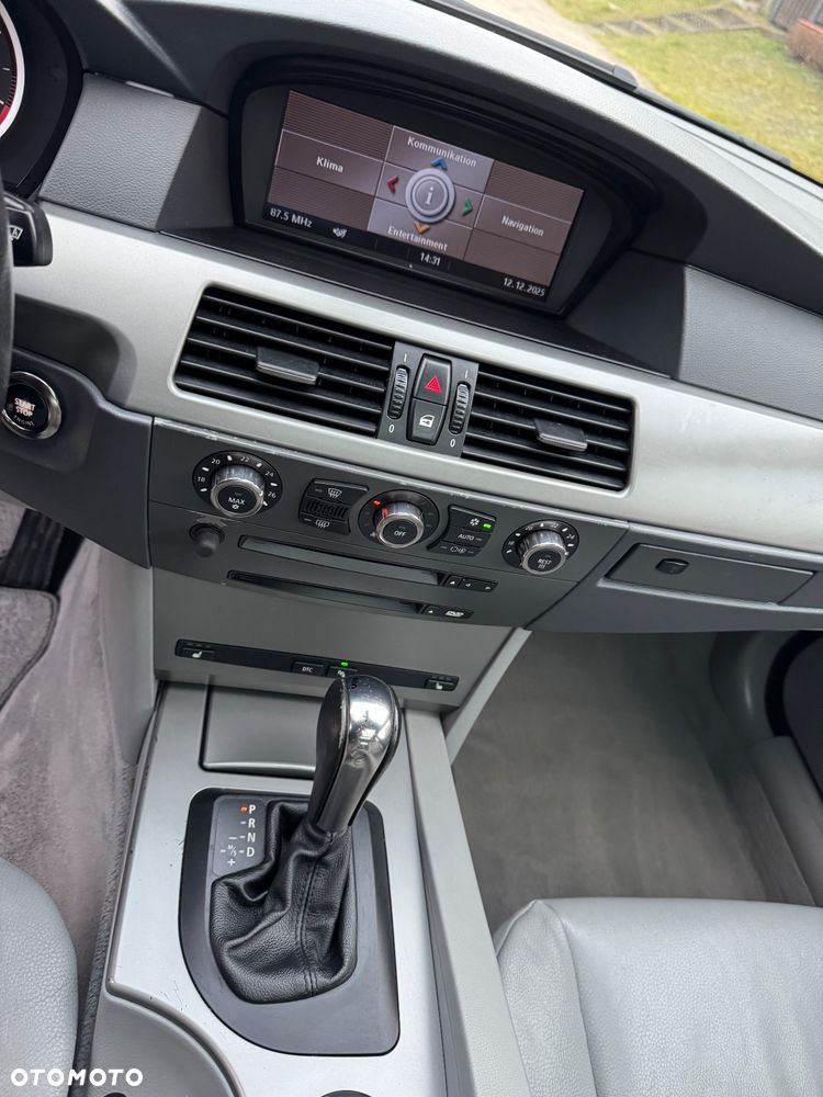 BMW Seria 5 530xd - 26