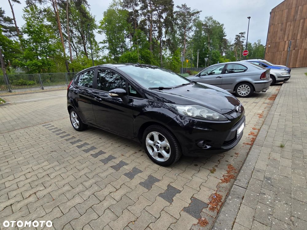 Ford Fiesta 1.25 Champions Edition - 6