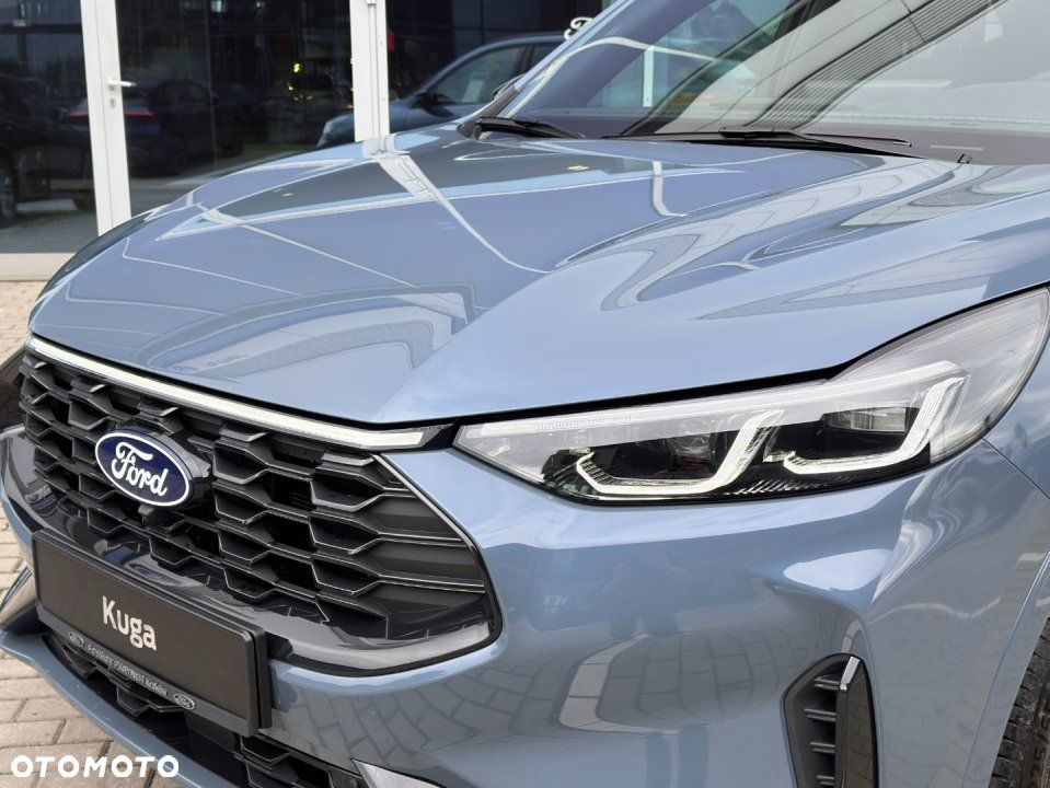 Ford Kuga - 10