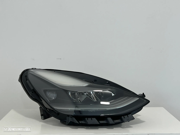 Farol Otica Original Tesla Model 3 / Model Y Direito