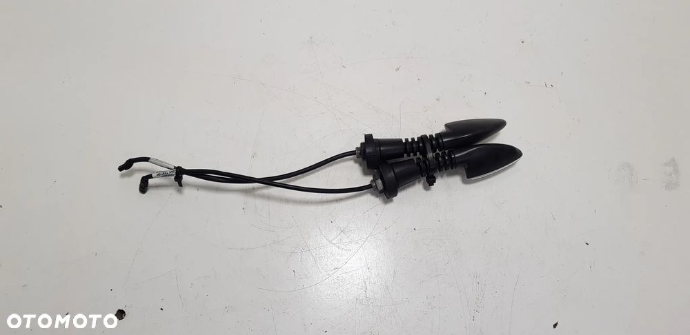 Piaggio MP3 350 HPE 18-22 Kierunkowskaz Przedni Przód Komplet - 3