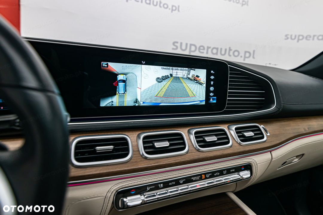Mercedes-Benz GLE - 22