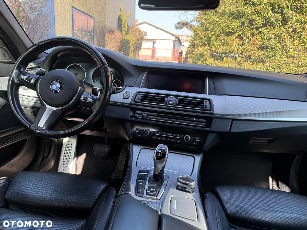 BMW Seria 5 M550d xDrive - 11