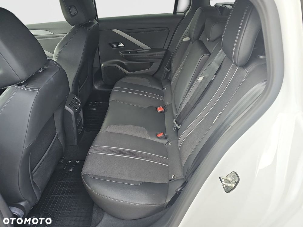 Opel Astra - 30