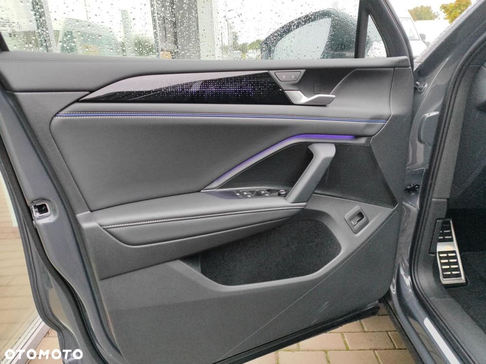 Volkswagen Tiguan - 13